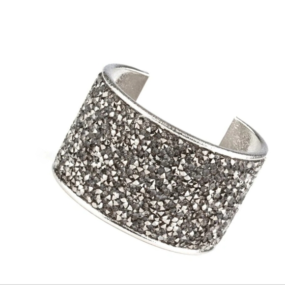 🔥 ABSOLUTELY FABULOUS RUN STONE CUFF BRACELET - Picture 3 of 3